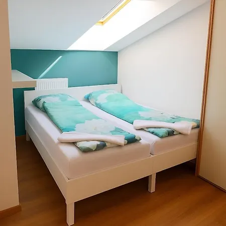In The Center With Free Parking Apartment *