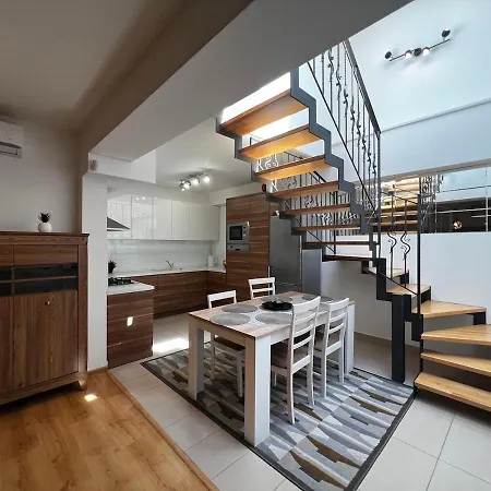 Apartment In The Center With Free Parking Kosice